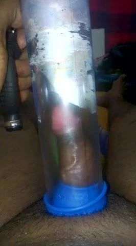 Masturbarsi con la pompa