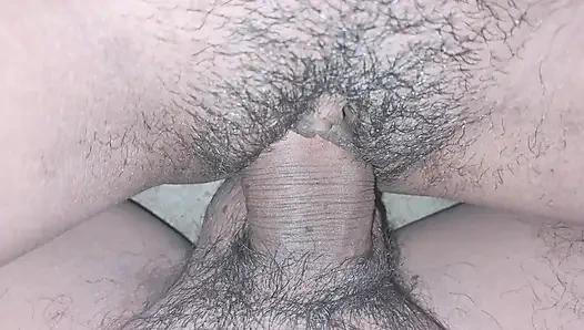 Hintli kadın sikişiyor