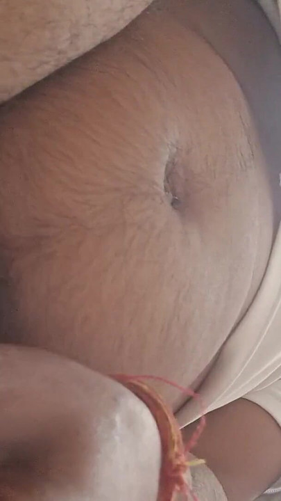 Bathroom me jaa ke ladke ne hastmaithun | Clip 1