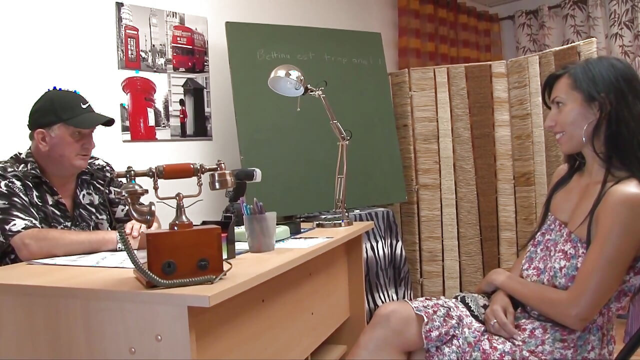 Stunning milf gets anally fucked at the casting in threesome