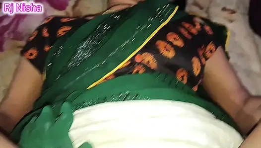 Gadis India rj nisha romantis dan seksi dengan saudara tiri