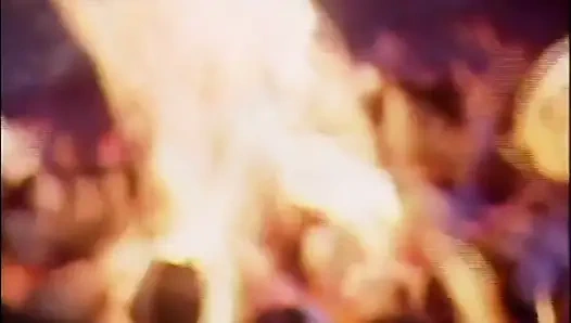 Drei schmutzige lesbische mädchen auf der suche nach orgasmus!