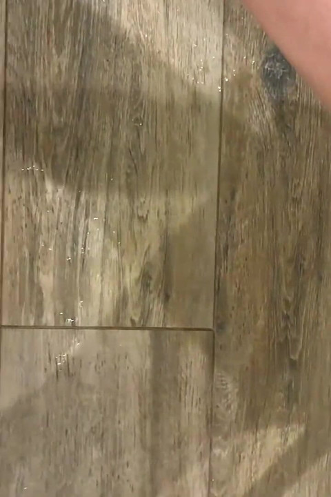 Pissing for Human Toilet