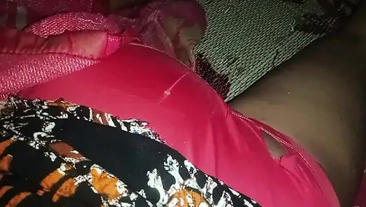 Selbstgemacht im Haus der Schwiegermutter Video Teil 1.mp4