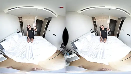 Asyalı kızlar 18. doğum günü ilk kez anal seks yapıyor