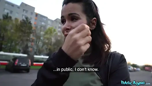 Public Agent - Jessy Jey kann es kaum erwarten, einen mund voller sperma zu bekommen