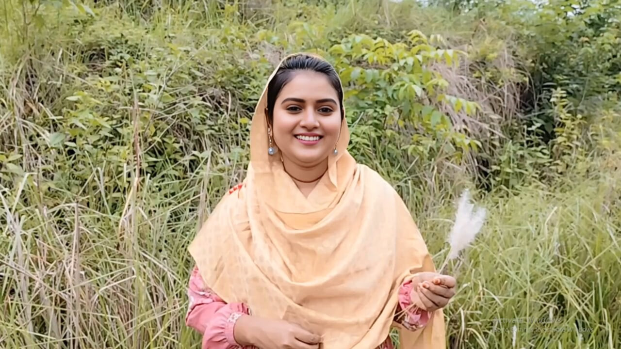 Ao ar livre, bonita indiana do interior de Bangla quase não fode anal vídeo 01