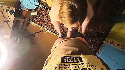 Er Kam Über Mein Gesicht Und Meine Brust