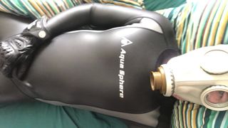 dalgıç giysisi gaz maskesi