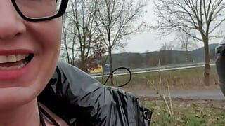 Mif Julie squirts 11 seconds in parking lot