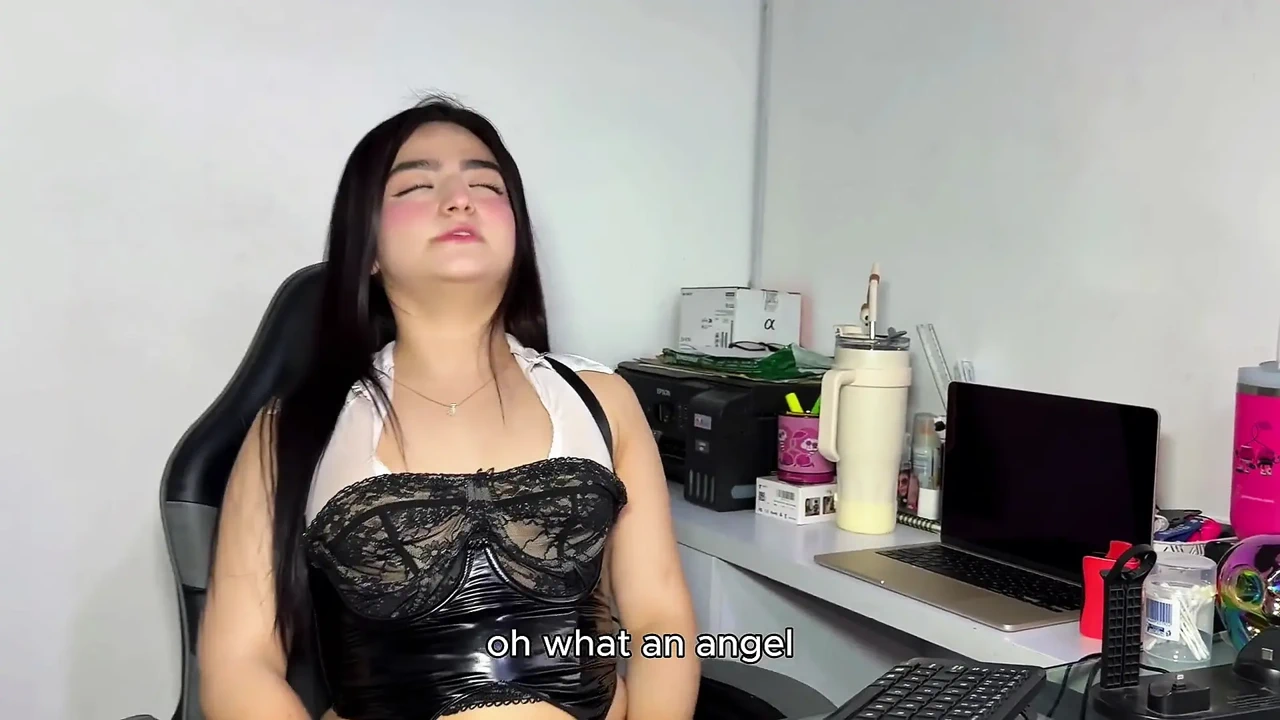 Phỏng vấn xin việc biến thành một buổi làm tình mạnh bạo - ông chủ gần như phát hiện ra chúng tôi!