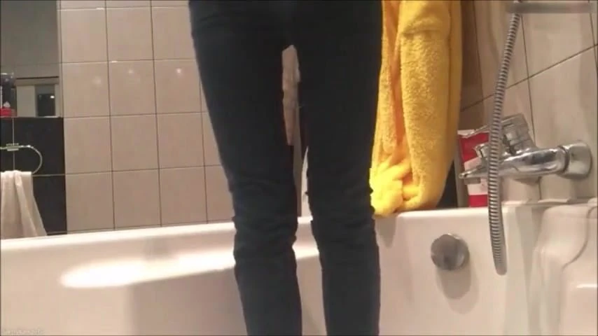 Orina en la bañera
