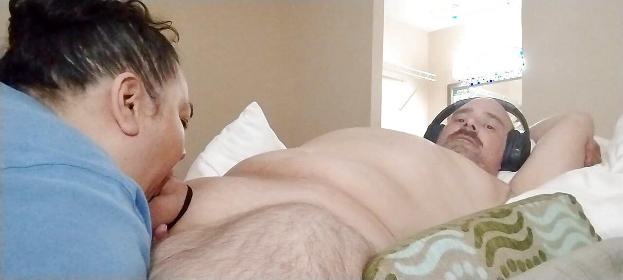 I love sucking cock