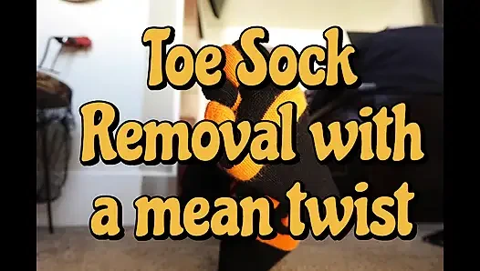 Ты думала, что я буду хорош, соблазняет носком