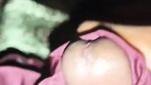 Baldızımın bluzuyla mastürbasyon yaptım.