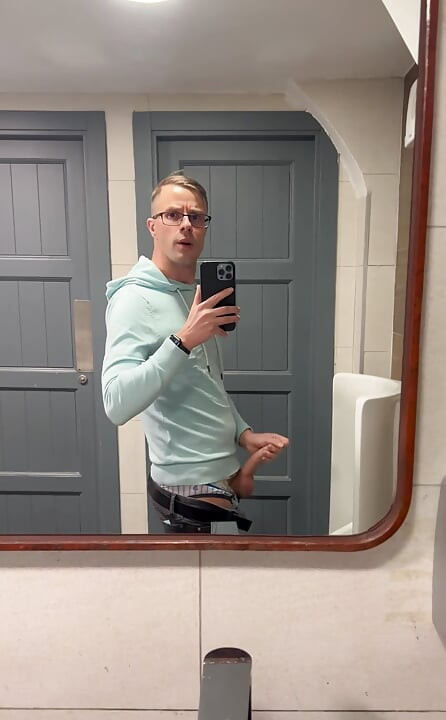 Pozdrav svima! Vratio sam se s odmora s puno sadržaja! Očekujte sjajna ažuriranja tijekom ovog tjedna