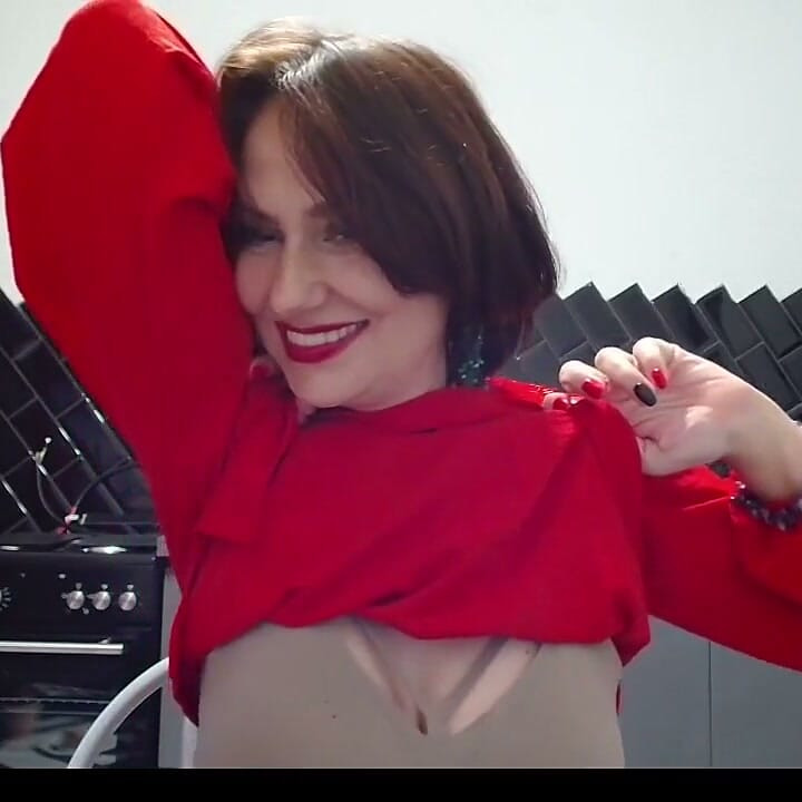 A Blowjob and a MILF's Sagging Tits-that's Delicious.