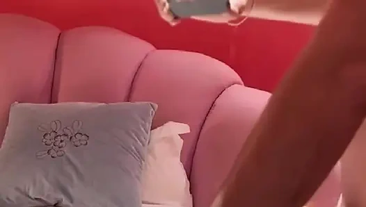 Aku bikin sekretaris cina ini nyepong kontolku yang besar dan enak, seperti yang dia lakukan di kantorku