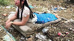 タイの青いドレスセットレディーボーイソロ