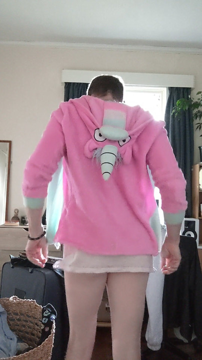 pink gay slut man shows bottom
