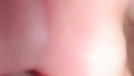 Im Gästezimmer in Einem Tiefen Anal, Während Alle Ausruhen