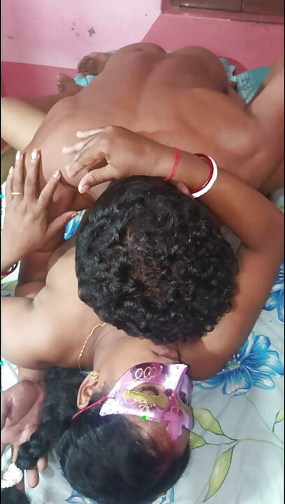 Desi Mana is having sex with her father-in-law. The father-in-law is fucking his daughter-in-law hard with his old tricks.