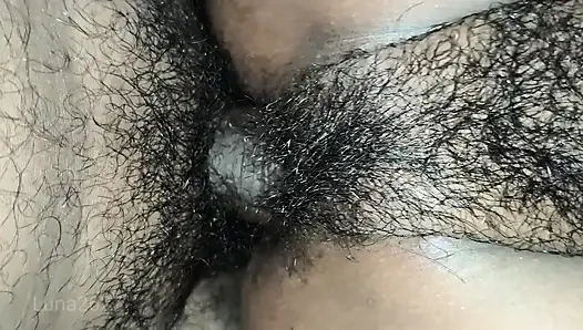 Aku ngentot memek adik tiriku yang masih 18 tahun sampai crot di dalam