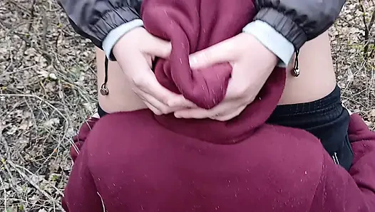 I pee and fuck my lover in the mouth in the forest so that my wife doesn’t catch us