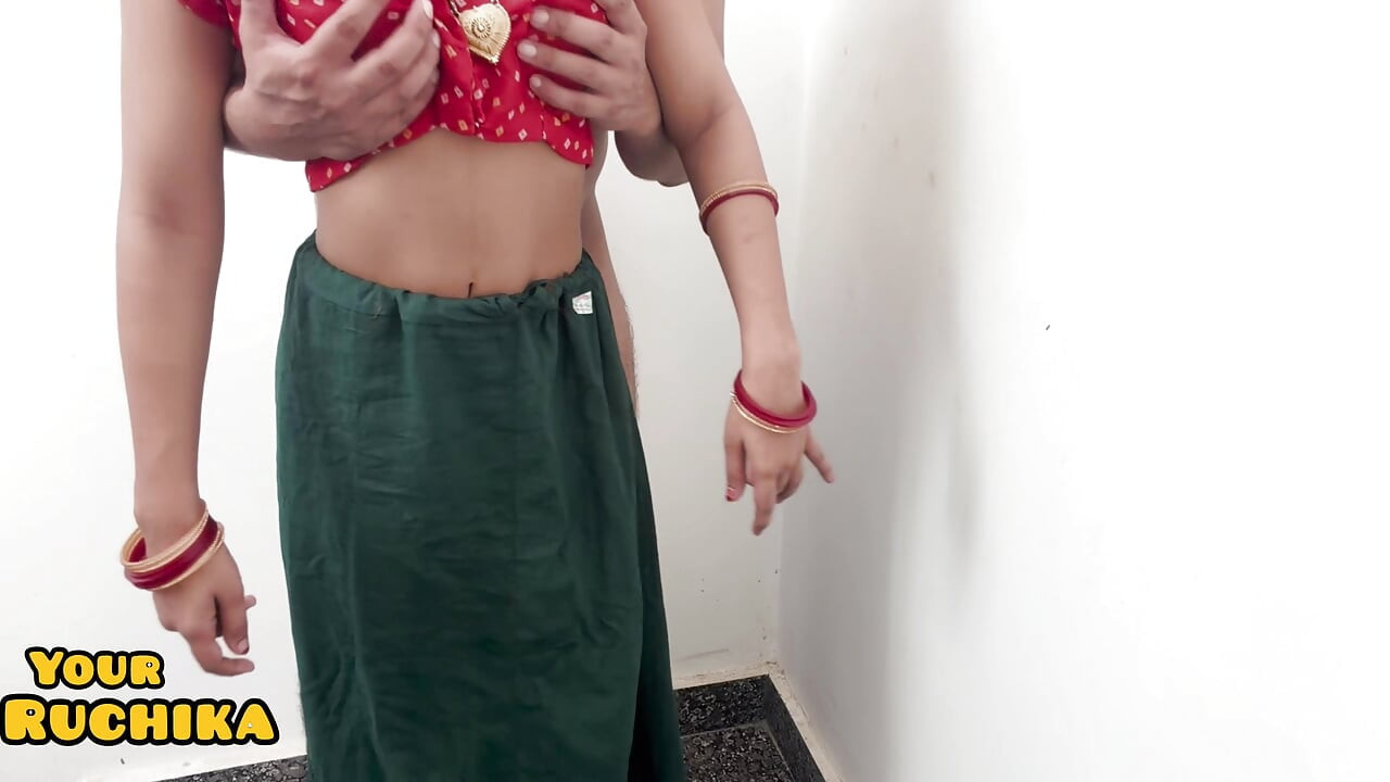 Ruchika ka Boyfriend aaya Terrace Par Milne... Choot ke saath saath Muh bhi Chod Gaya..