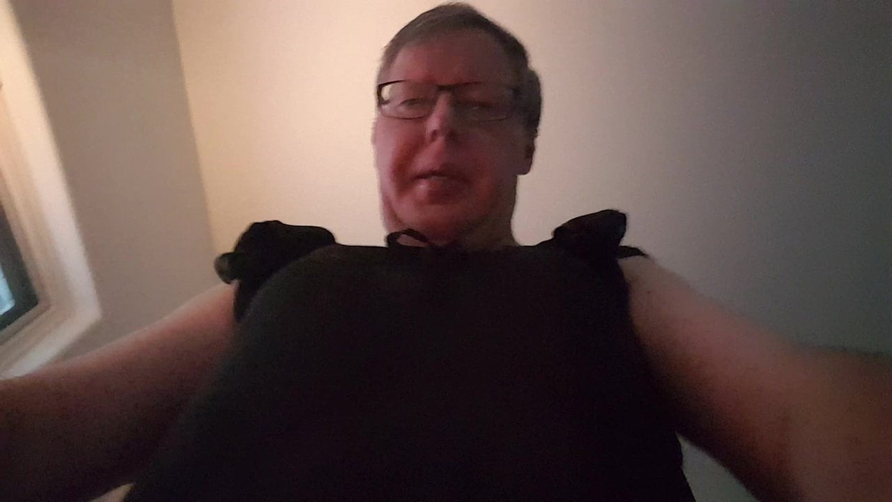 crossdressing