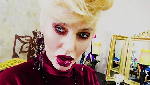 enslaved by  lipstick  kisses