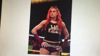 La diva della WWE Becky Lynch omaggio 01