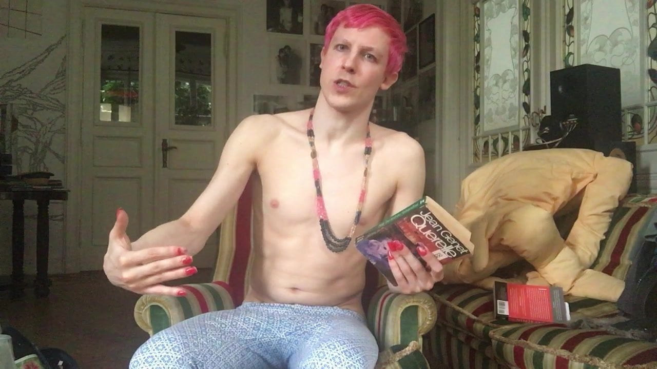 TWINK IS ALWAYS HUNGRY FOR RAW COCK