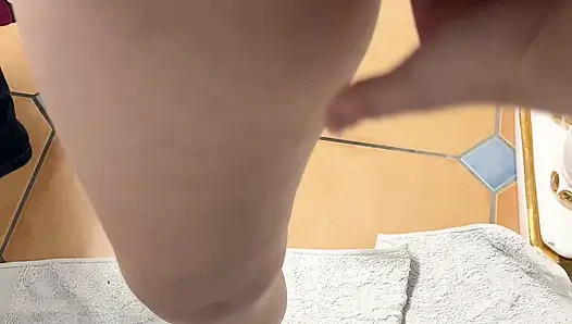 Frau Mit Großen Titten