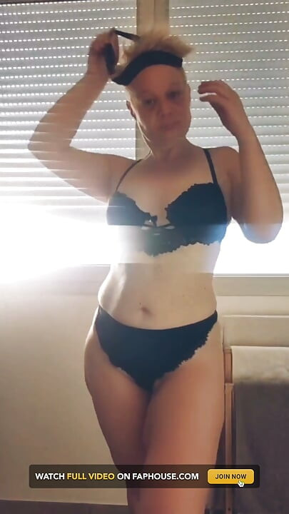 I'm Hot and Wet, You Join Me