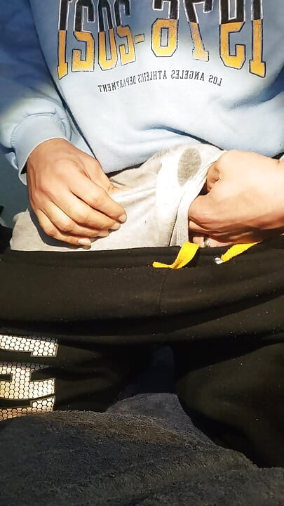 Dirty Socks, Piss and the Dirtyjunkbro. Hammer!!!