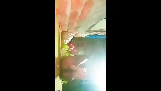 Pacar India disetubuhi oleh Dewar dari desa sarita sebelum video seks di luar ruangan