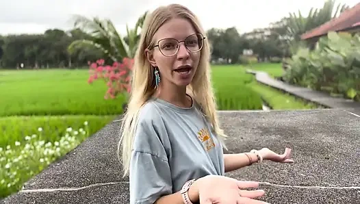 Yapay zekalı bir kız arkadaş sana nasıl yardım edebilir (veya seni kırabilir)