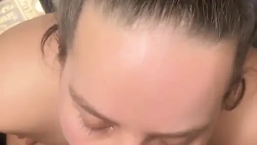 Deepthroat Gagging