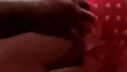 En iyi arkadaşımı evinde sikiyorum