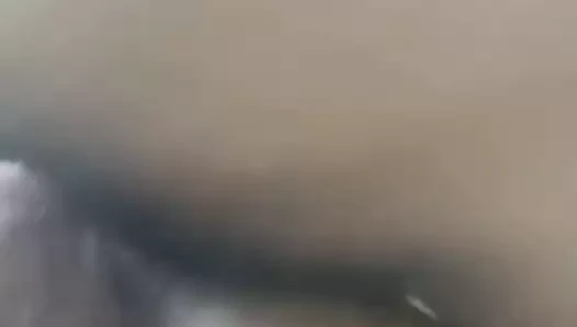 Lelaki atas mengongkek pantat saya