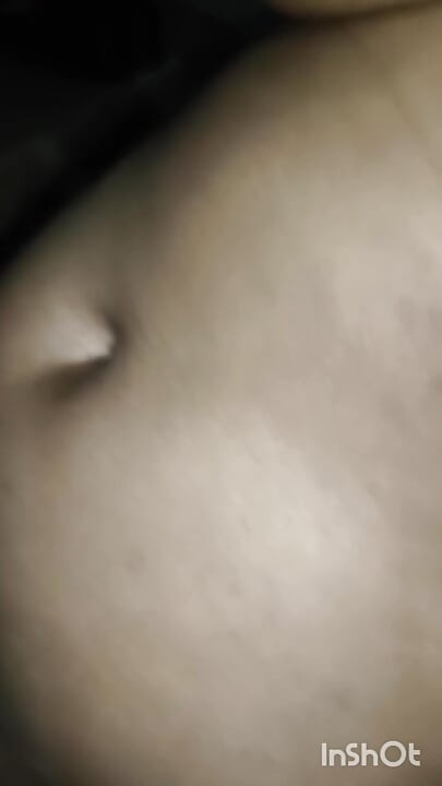 Tüm pozisyonlarda desi kız arkadaş büyük zenci yarağı sert sikiyor