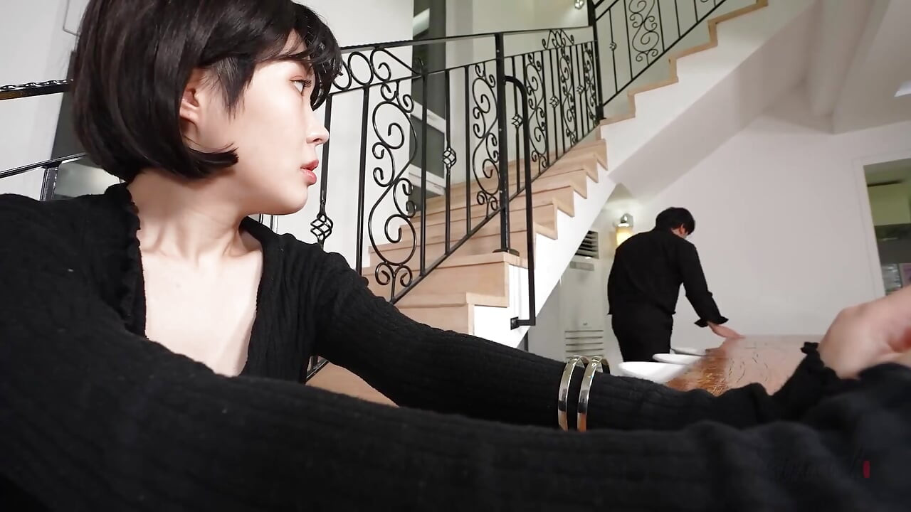 The Lewd Stepdaughter Who Steals Her Stepmom's Boyfriend Using Her Body
