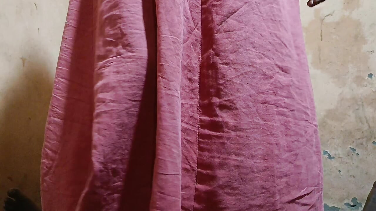 חלב גדול וגיסה חמה מזדיינת