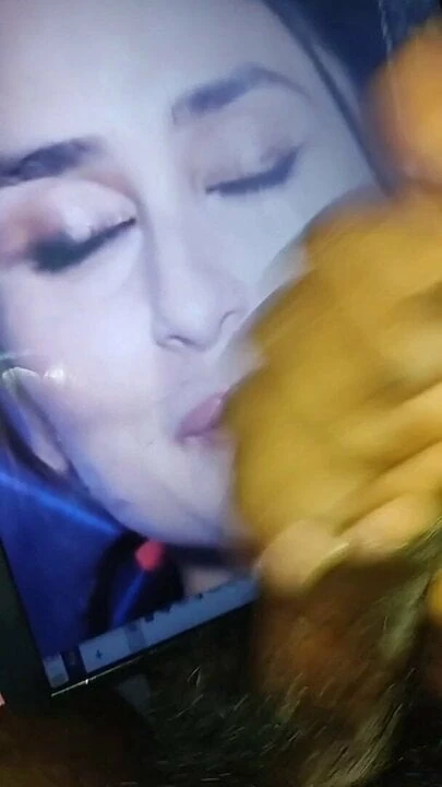Kareena Face fuck