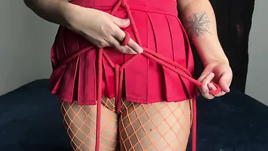 Velma vergnügt sich, bis sie kommt / Astarioth