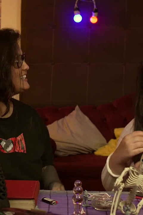 Smoking Fetish! Two Hot Women Smoking and Talking About Their Experiences