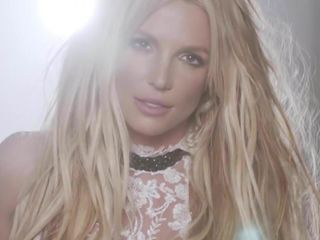 Britney Spears - videoclip muzical cu cele mai bune biți