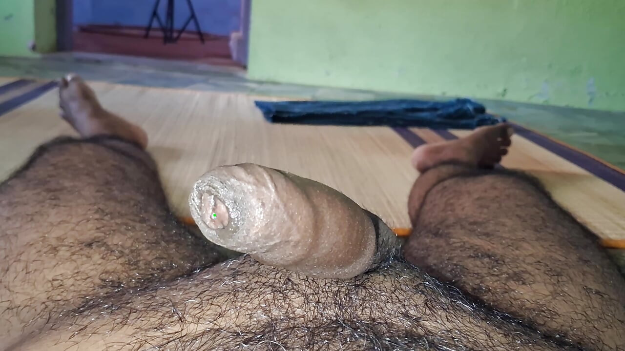 Indian BBC guy solo jerking video 225