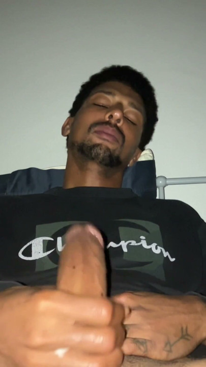 I could fuck a petite princess all night long | Clip 1